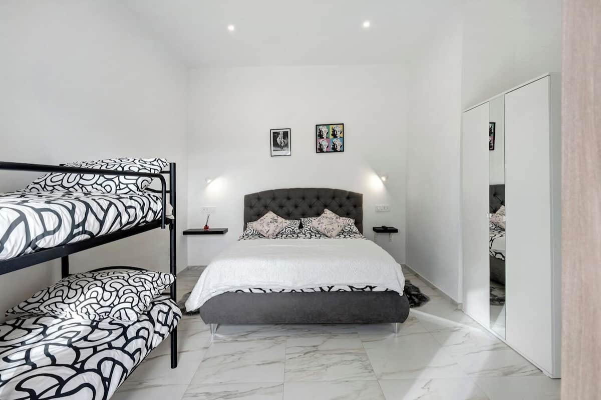 Triple Room, Balcony, Garden View