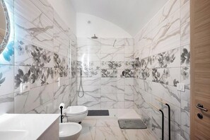 Bathroom - Silvana's House (San Lazzaro)