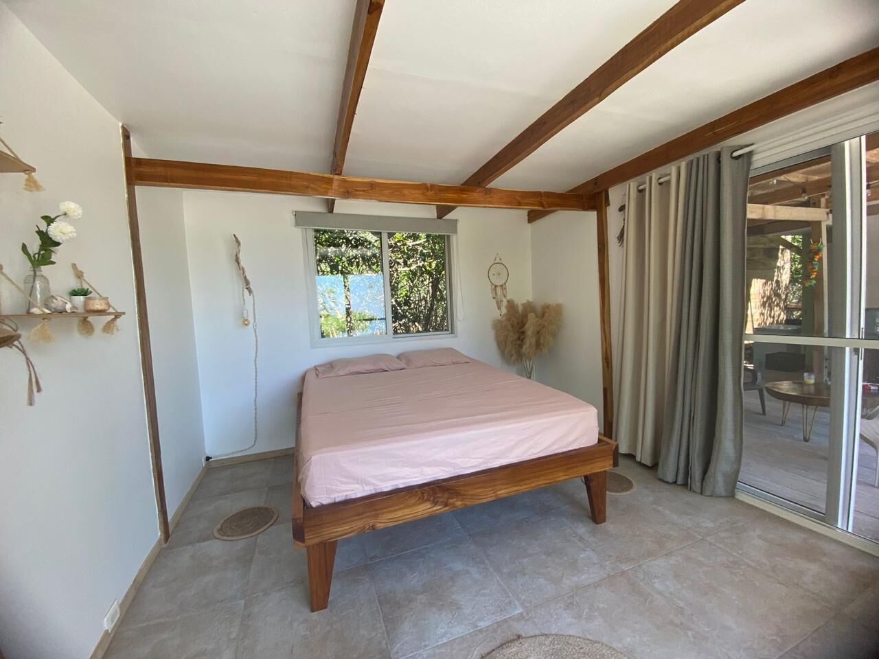 Chambre Double, 1 grand lit, vue plage | Wi-Fi gratuit