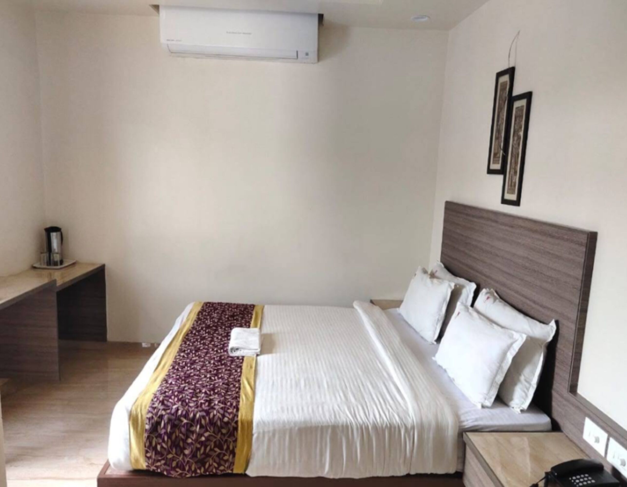 Deluxe Double Room, City View