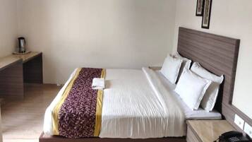 Deluxe Double Room, City View