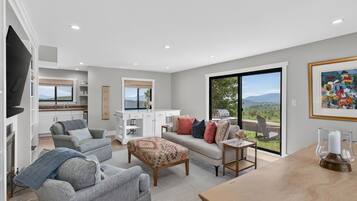 Smart TV, fireplace, offices