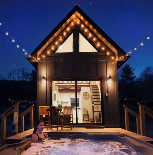 Hot Tub Outdoor Movies Firepit Mtn Views