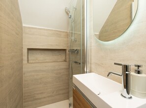 Villa (Three bedroom villa in Old Town) | Bathroom - Villa Jele (Dubrovnik)