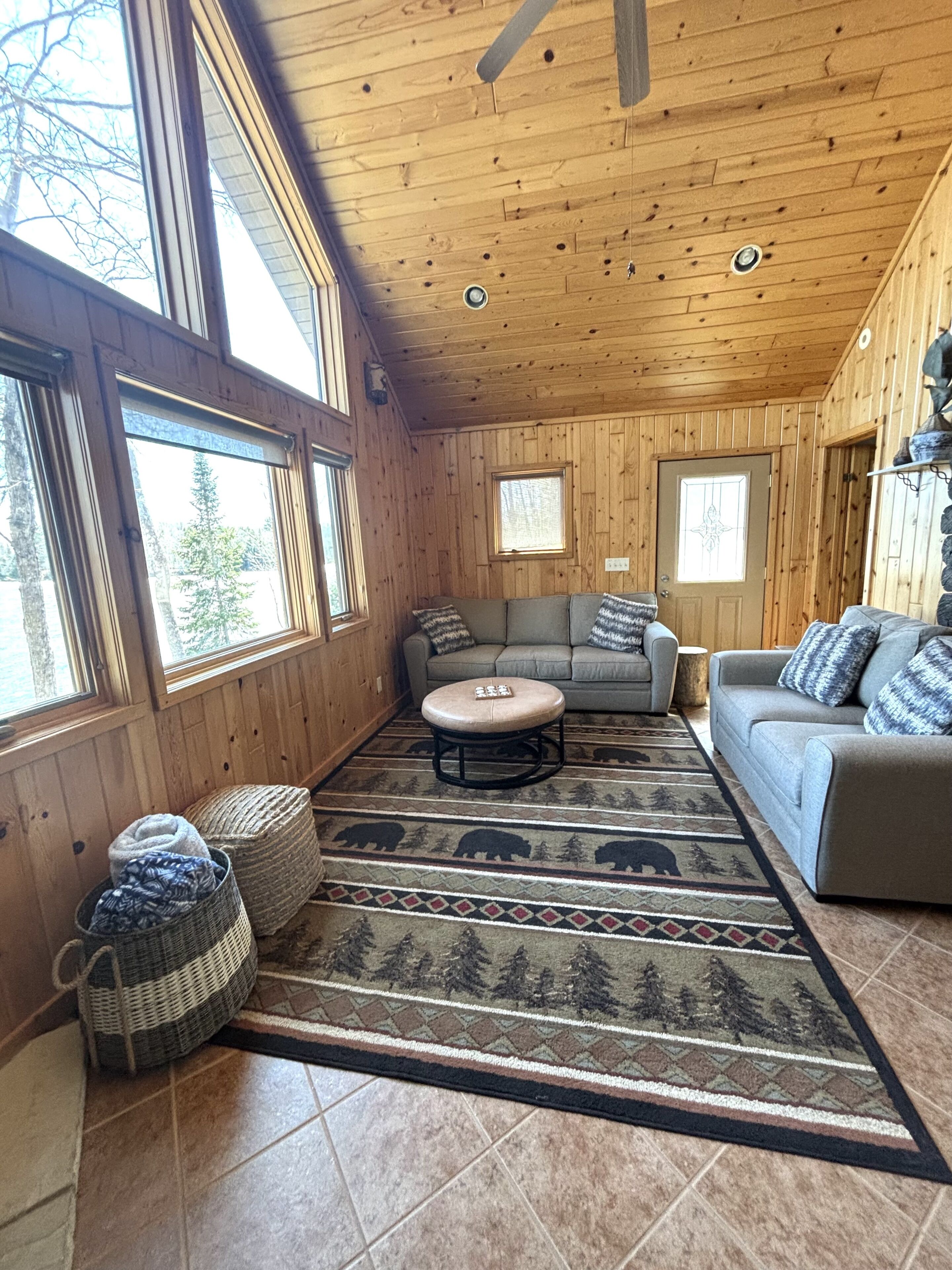 House, 3 Bedrooms | Living area