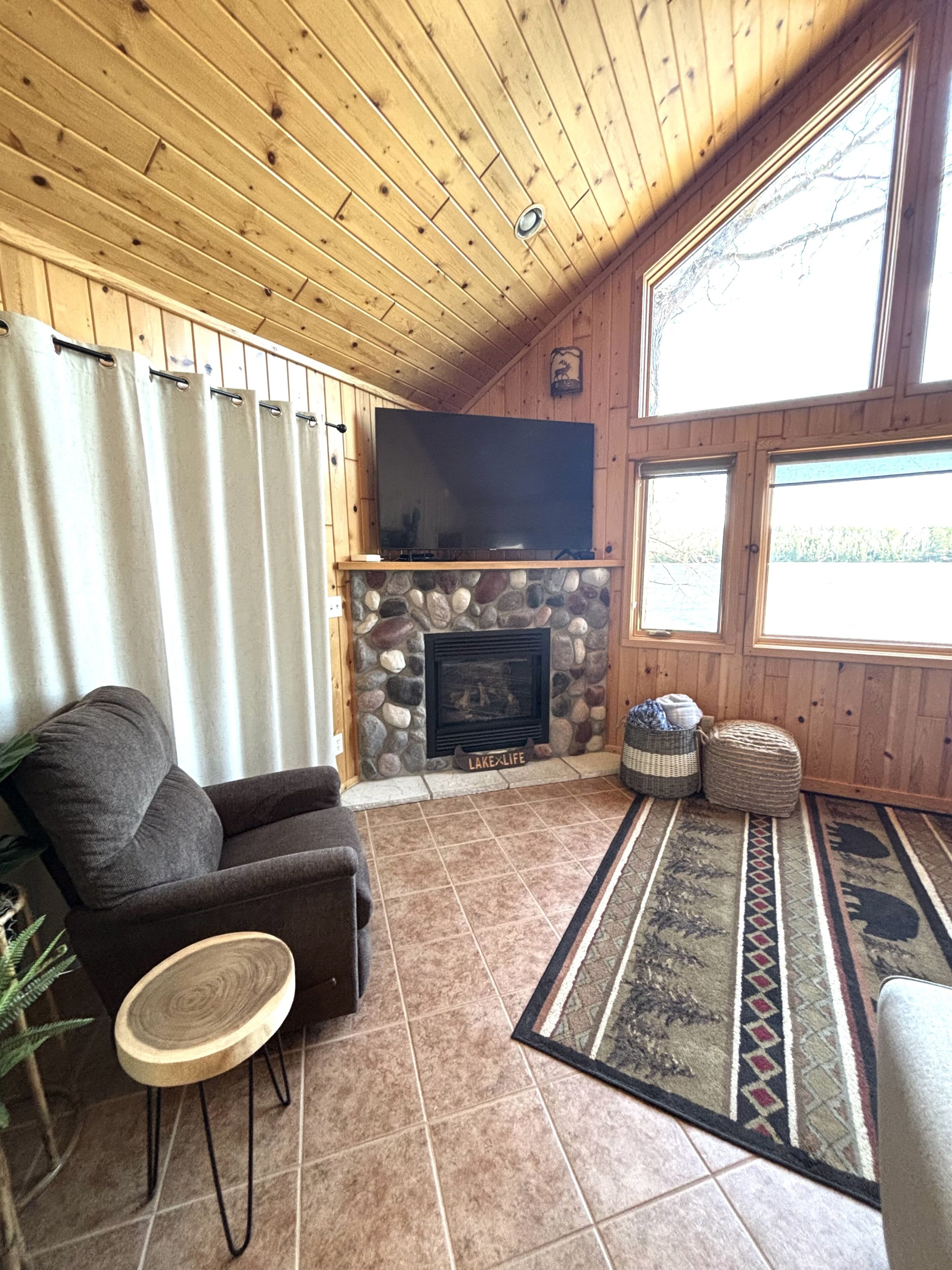 House, 3 Bedrooms | Living area