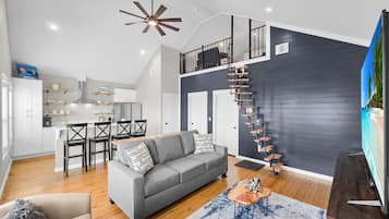 Casa, 2 quartos | Área de estar