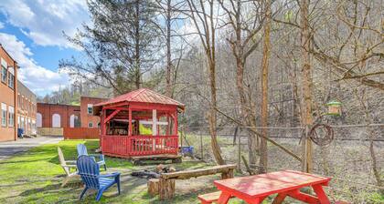 Warrior Trail Access! Converted Schoolhouse Suite