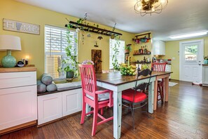 Interior - Walk to Southernmost Point! Conch Cottage w/ Patio (Key West)