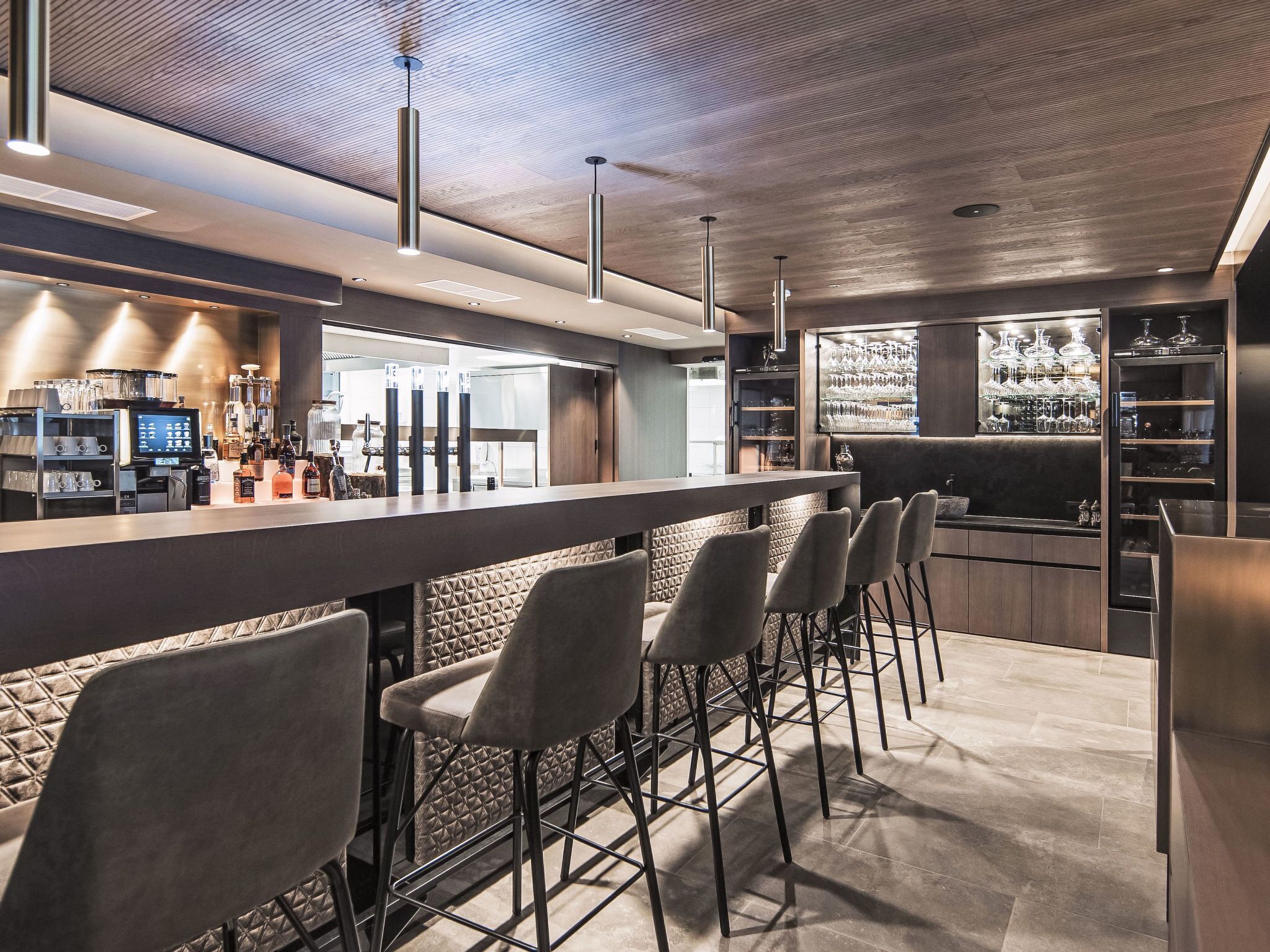 Bar (in der Unterkunft)