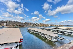 Apartment (2 Bedrooms) | Interior - Beach, Boat Slip, Views! Lake of the Ozarks Condo (Osage Beach)