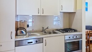 Private kitchen - Villa Teuta by Interhome (Umag)