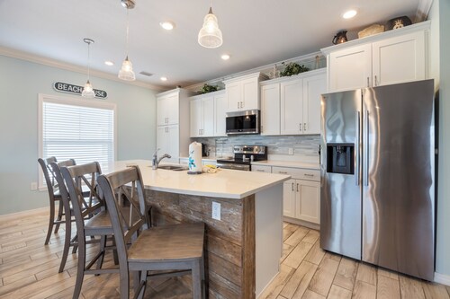 Introducing Shells N Sea Beach Villa at Lost Key Golf & Beach Club! 4BR 4BA