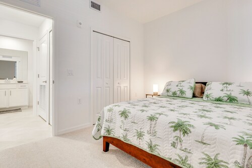 Golf + Poolside Fun! Extended Base in Ibis Landing