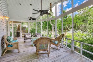 House (Multiple Bedrooms) | Interior - 2-home Bundle in Topsail w/ Beach Access & Dock! (Holly Ridge)