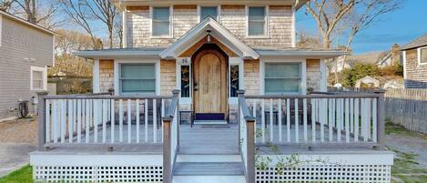 House (3 Bedrooms) | Front of property