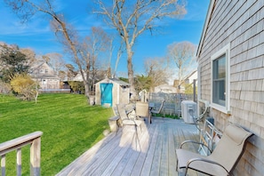 Interior - Charming 3BR Cottage Near the Beach w/ Deck (Oak Bluffs)