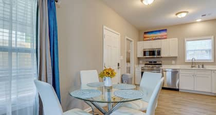Peaceful Spartanburg Home Base, 6 Mi to Dtwn!