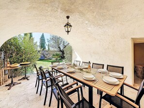 Terrace - Mas des Vignes by Interhome (Servas)