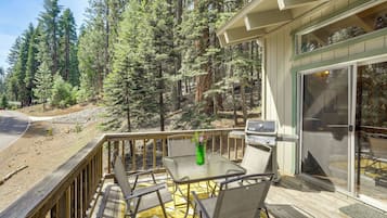 House (3 Bedrooms) | Front of property
