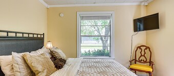 Port Arthur Homebase: Work, Dine & Play!