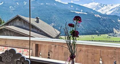 Wunderbares alleinstehendes Ferienhaus für 12 Personen mit W-LAN, TV, Balkon und Panoramablick