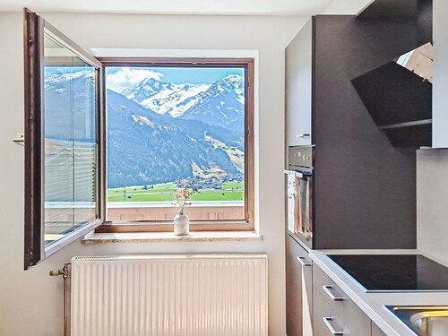 Belle maison de vacances privée pour 12 personnes avec WIFI, TV, balcon et vue panoramique
