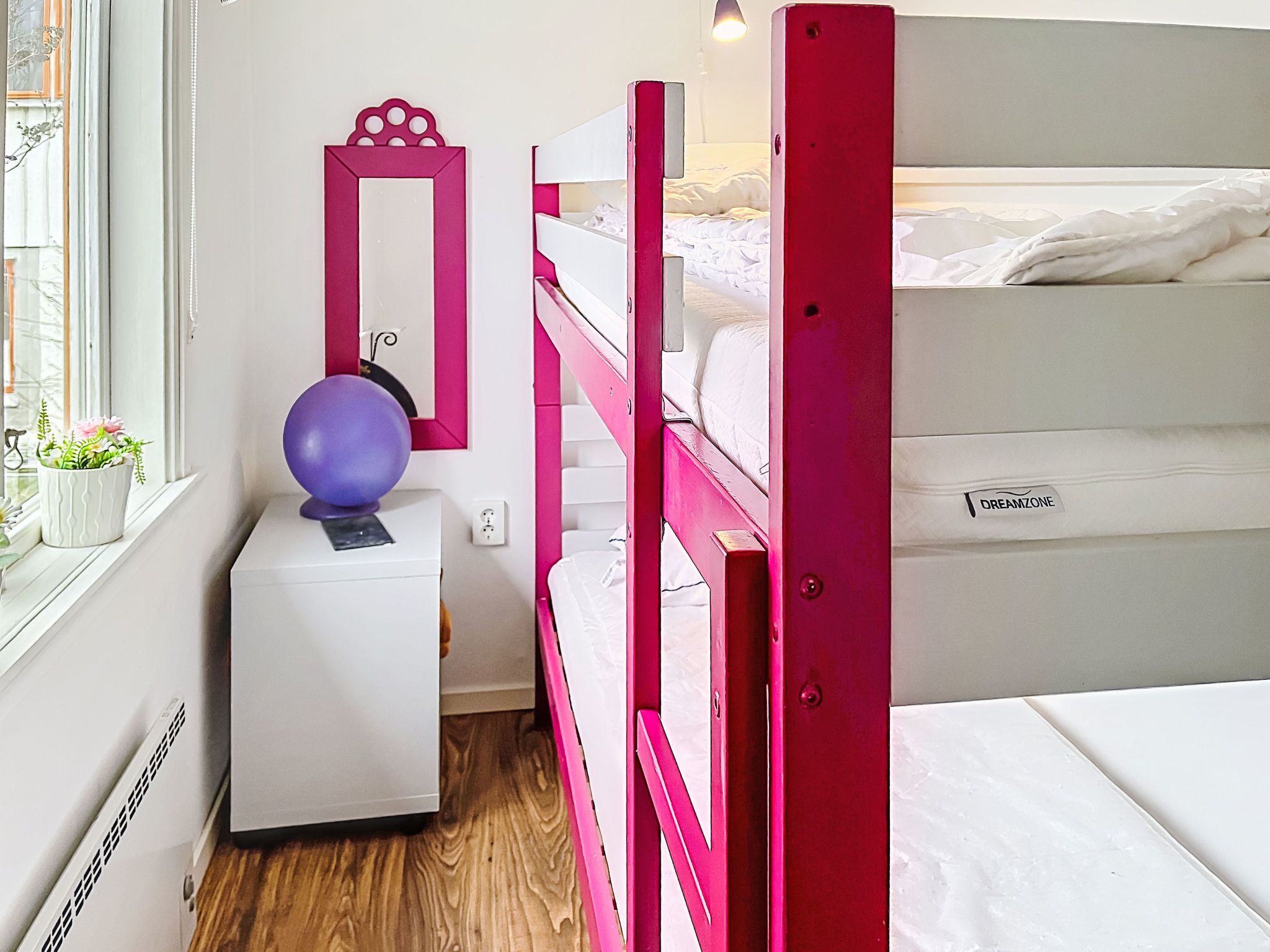 2 bedrooms, Internet