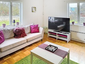TV, fireplace - Vacation home Melösa by Interhome (Köpingsvik)