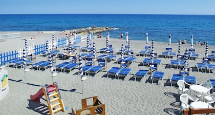Nice apartment for 3 guests with WIFI, pool, TV and balcony