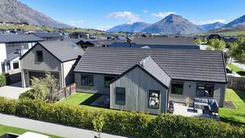 House, 4 Bedrooms, Accessible, Smoking | Exterior
