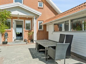 Outdoor dining - "Arnke" - 300m from the sea by Interhome (Korsør)