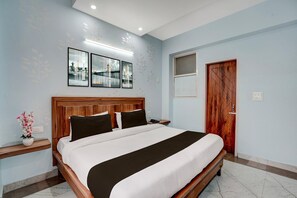 House - Deluxesector 52 Chandigarh Isbt Road (Chandigarh)