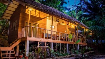 Bungalow, climatisation, vue jardin | Extérieur