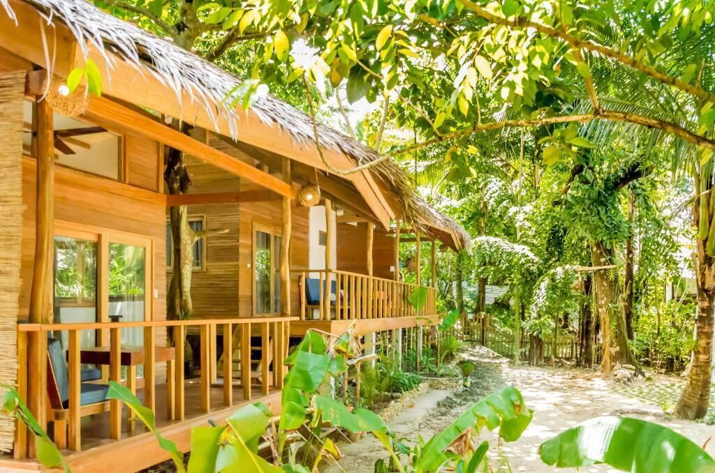 Bungalow, airconditioning, uitzicht op tuin | Terras