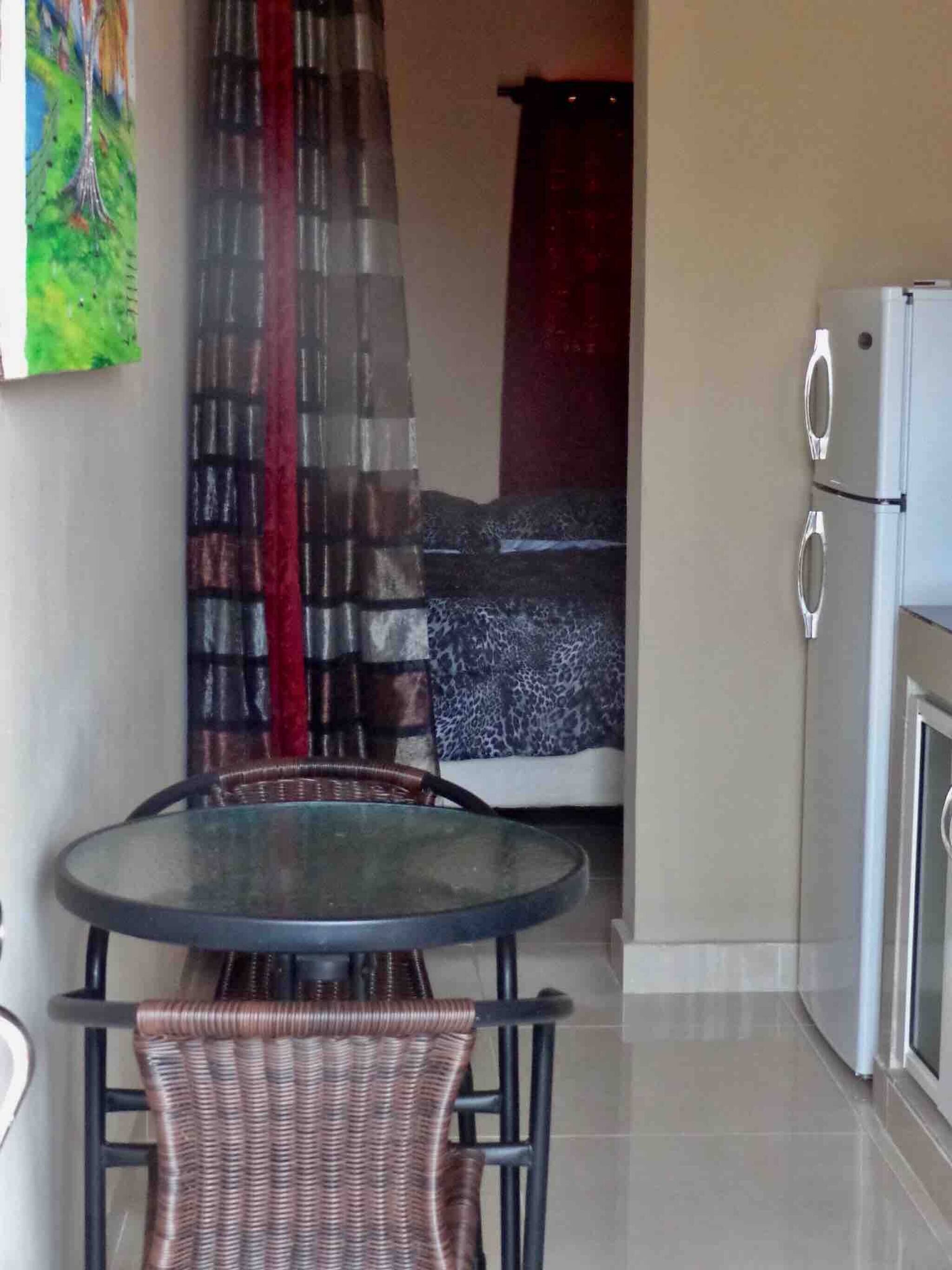 Apartment, 1 Bedroom, Balcony | Dining room