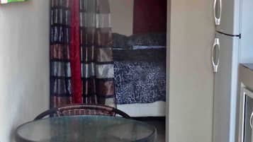Apartment, 1 Bedroom, Balcony | Dining room