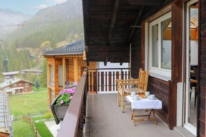 公寓, 阳台, 山景 | 室外用餐