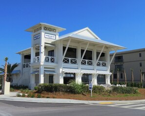 Exterior - ☀️Walk to Beach | 4 Bikes | Game Room | Emerald Escape 30A🏖 (Santa Rosa Beach)