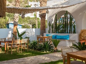 Outdoor dining - Bovilla Hotel Sentio Yalıkavak (Bodrum)