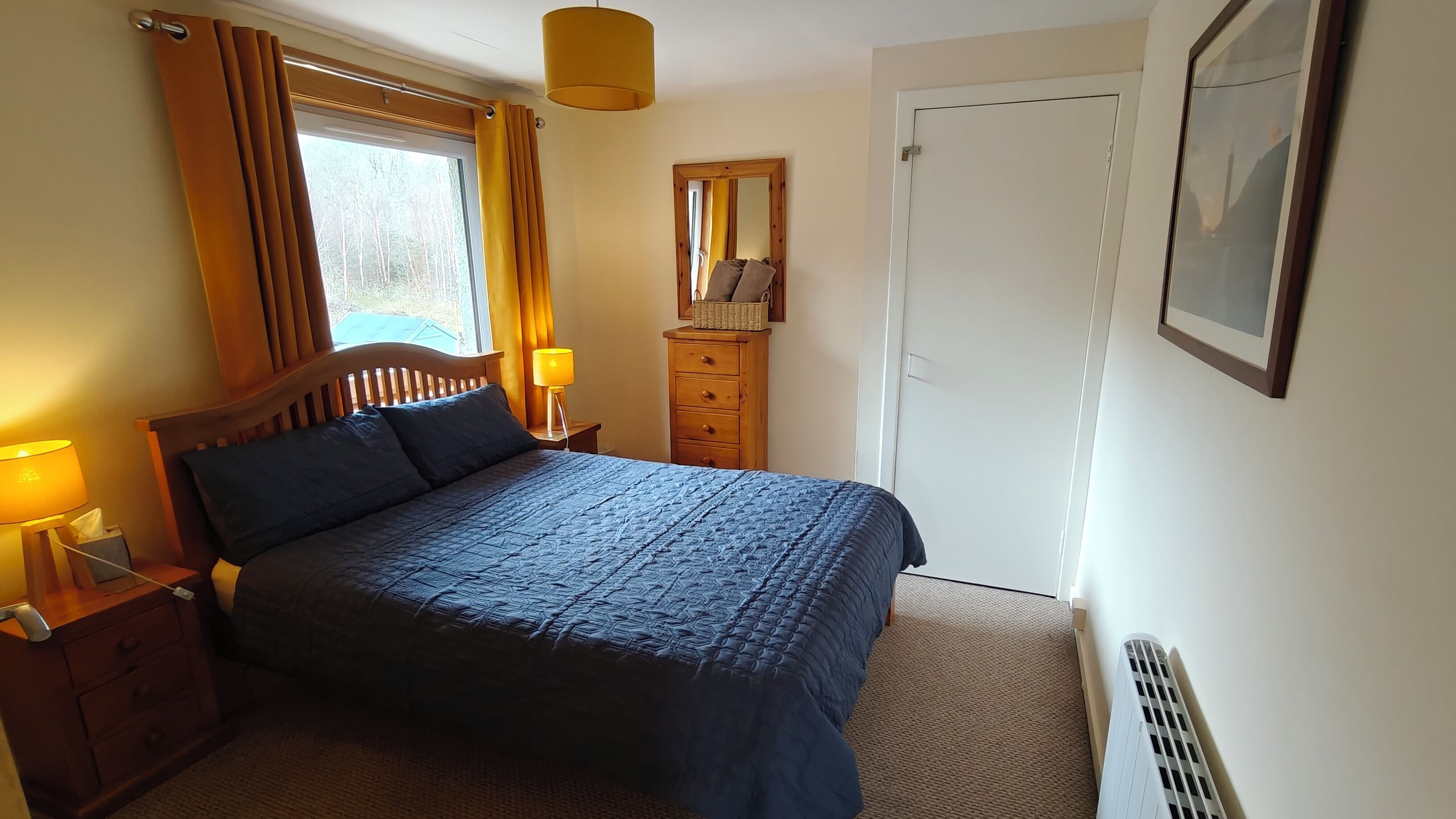 2 bedrooms, iron/ironing board, travel cot, free WiFi