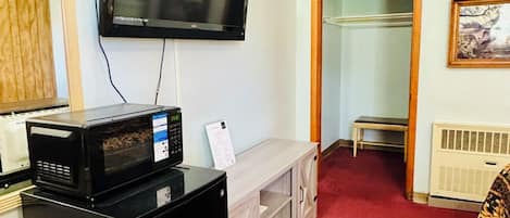 標準客房, 1 張特大雙人床 | 書桌、手提電腦工作空間、免費 Wi-Fi、床單