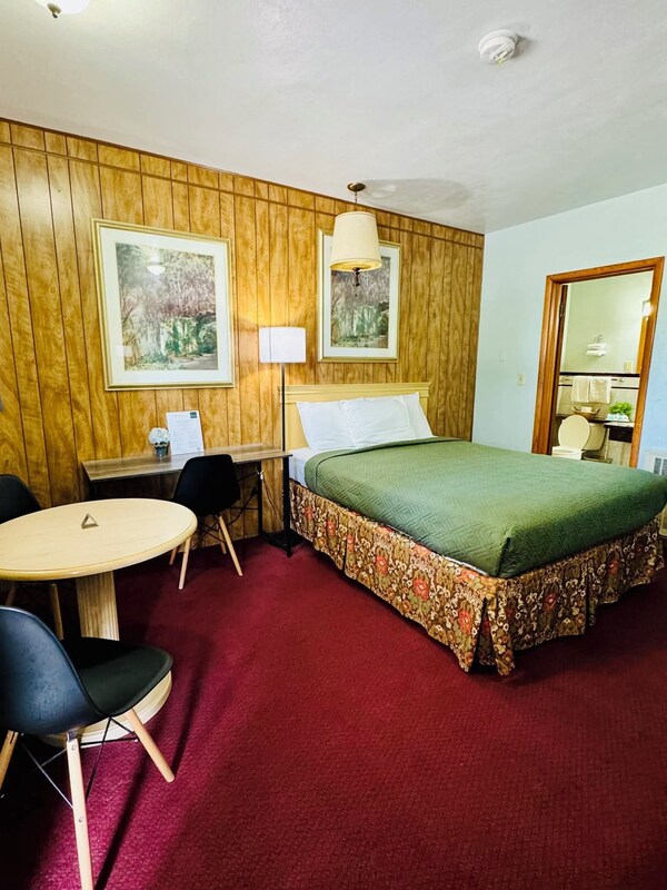 Hillcrest Motel - Kansas