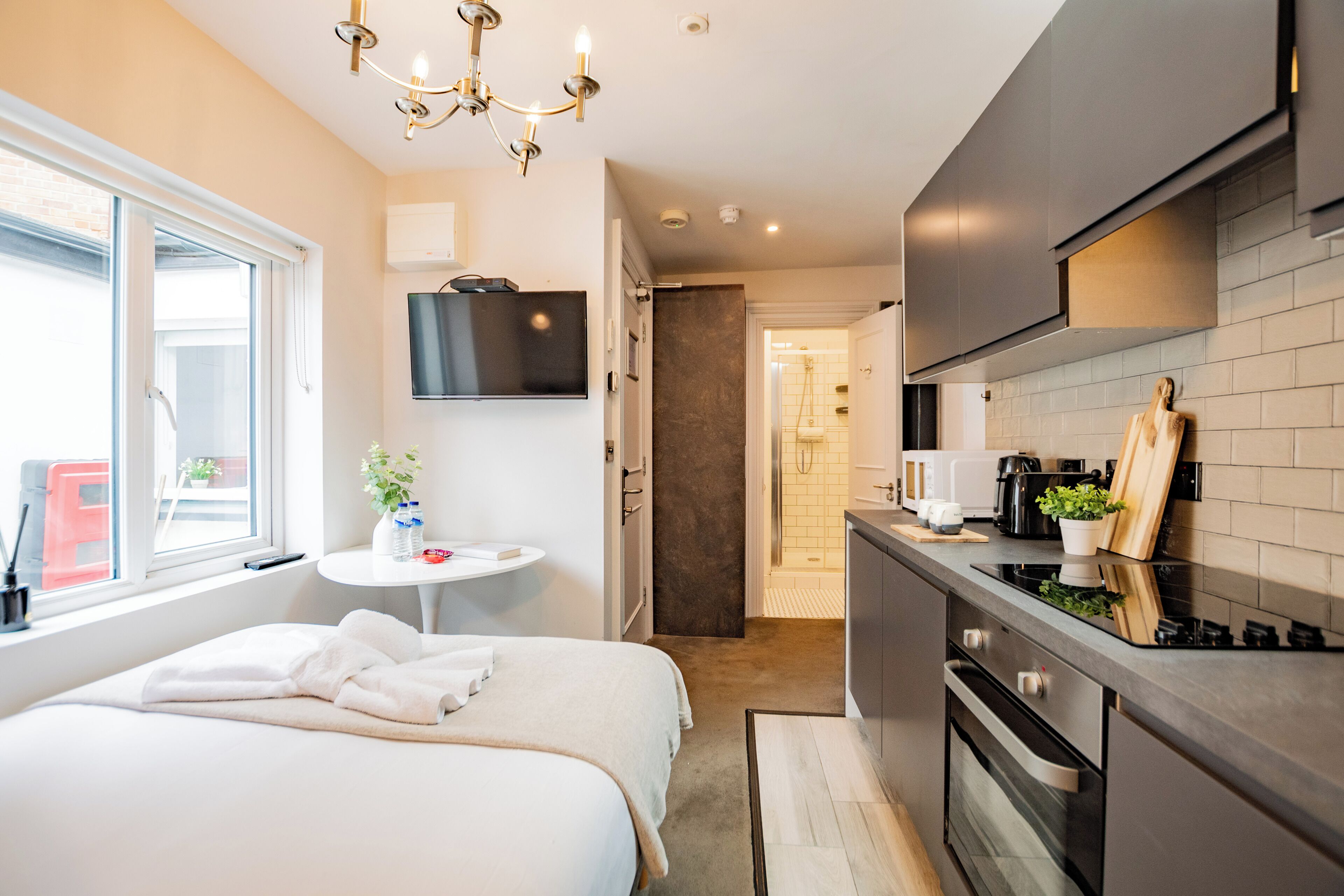 1 bedroom, iron/ironing board, travel cot, free WiFi