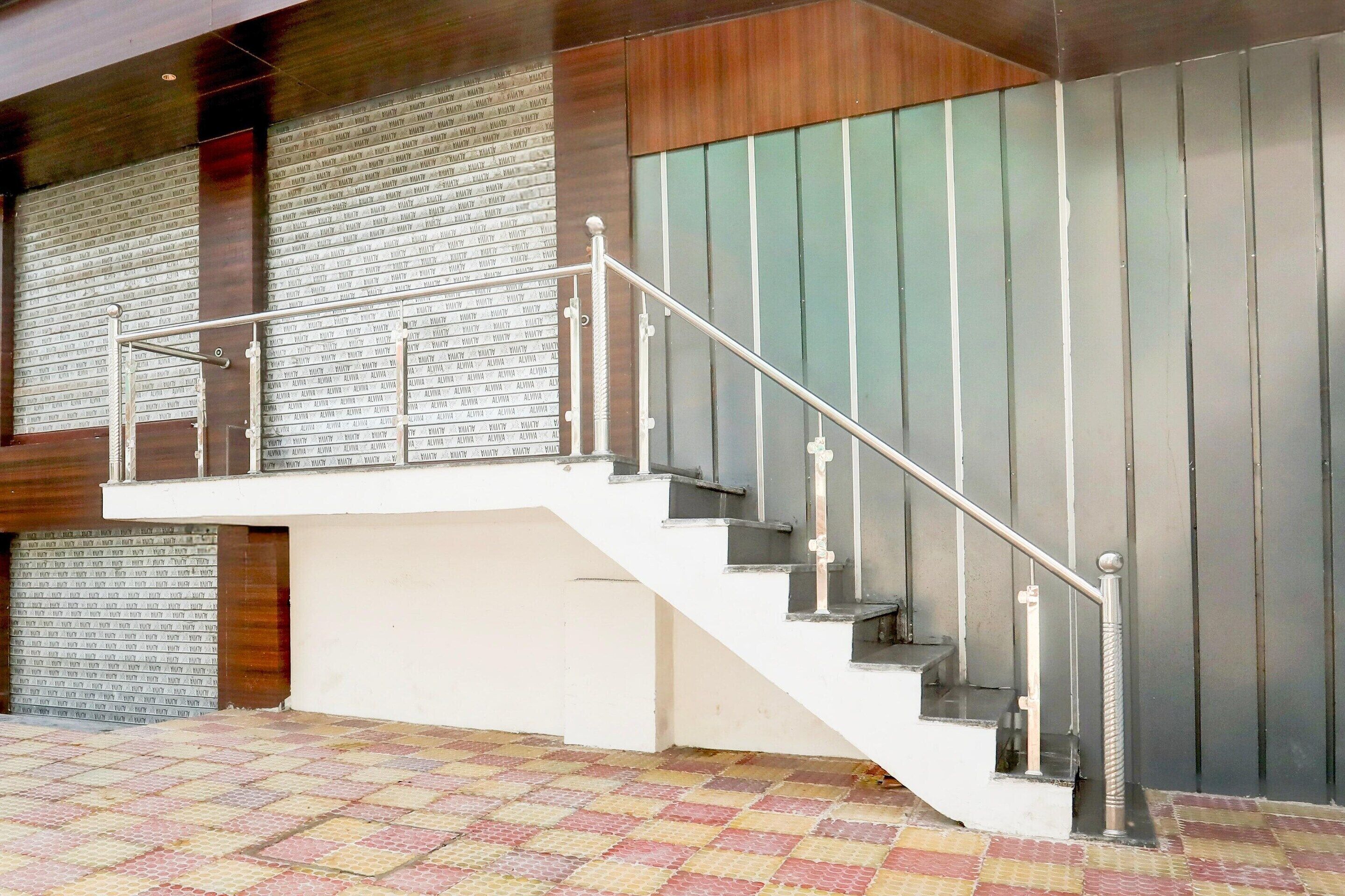 House | Reception