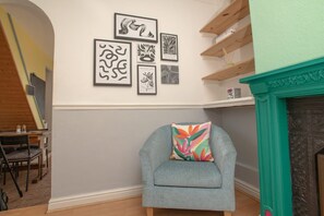 Interior - Lincoln Gem: Between Cathedral & City - Pass the Keys (Lincoln)