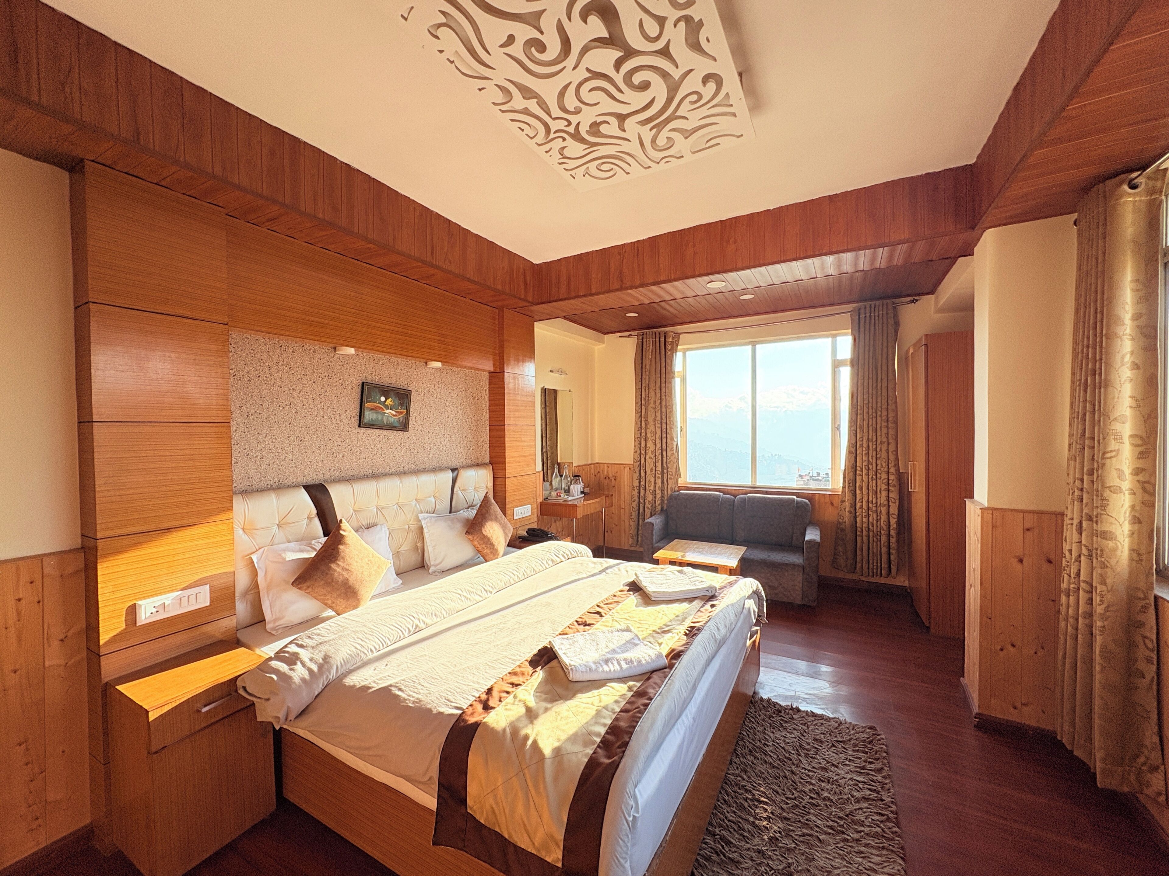 Luxury Double Room, Valley View