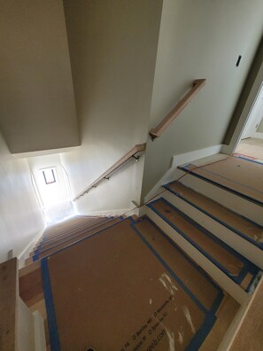 Interior - Room w/ a View, 1-bedroom apartment with AC in welcoming Waynesville (Waynesville)
