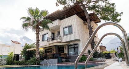6 Rooms Stone Villa With Private Pool - Sea and Mountain Views