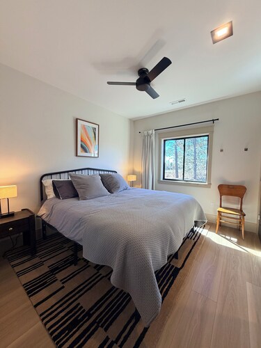 Heritage Hill- 4B/2B Brand New for Groups/Families